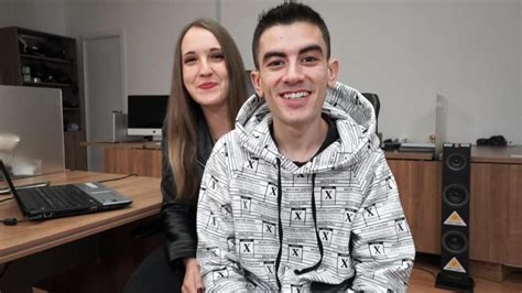 el niño polla videos|Julia De Lucia, Veronica Leal x Jordi El Nino Polla .